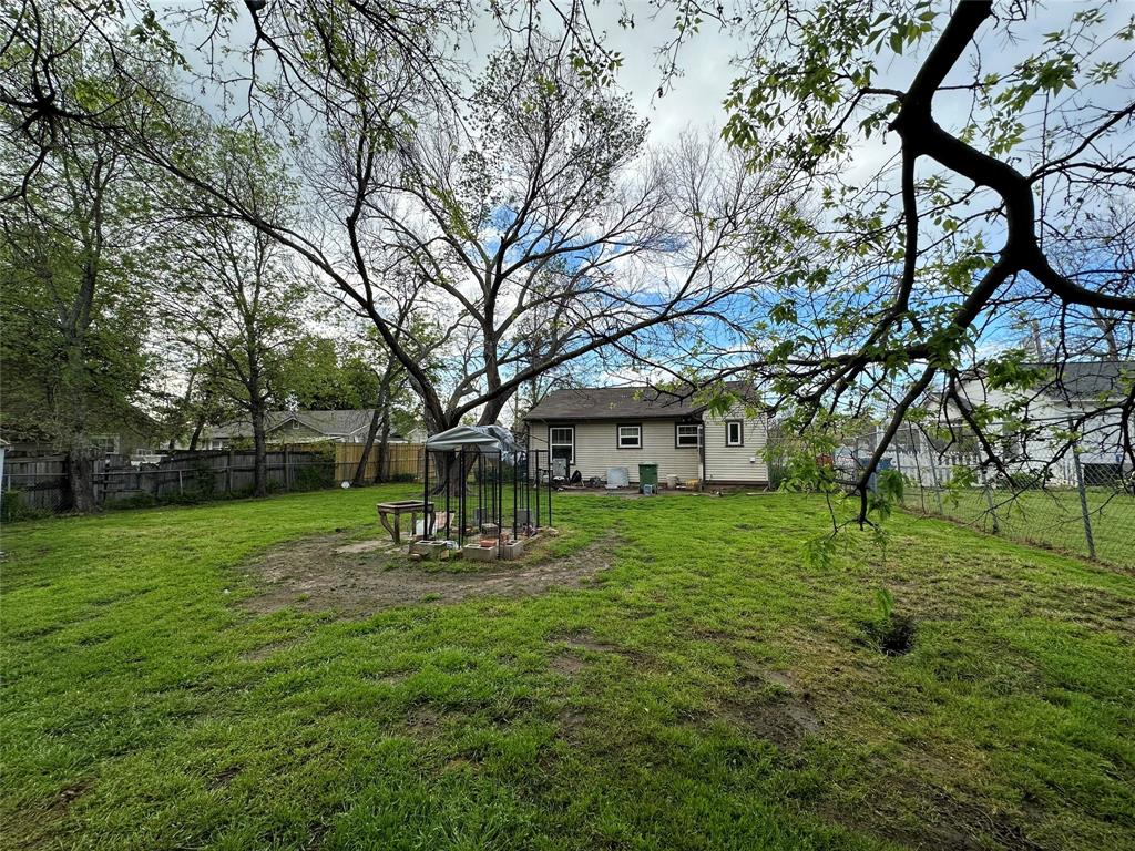 J W King - Residential