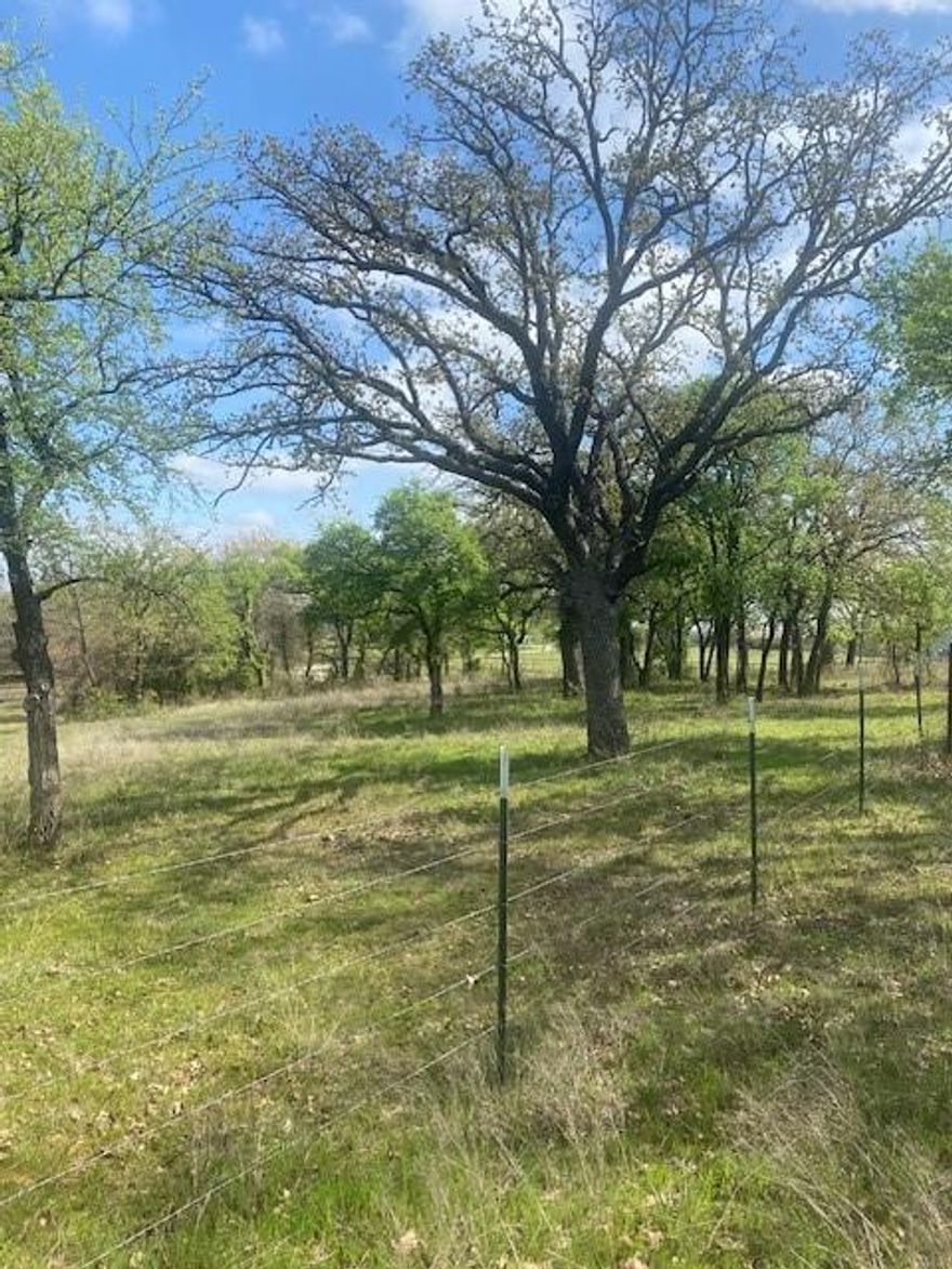 2.79 acres of peace and quiet. A new pond has just been built,waiting on rain to fill. plenty of deer and turkeys. Part of a working ranch.   OWNER FINANCE WITH 20% DOWN AT 6.8% restriction of no mobile homes . Buy the lot next to this lot and have 5.8 acres