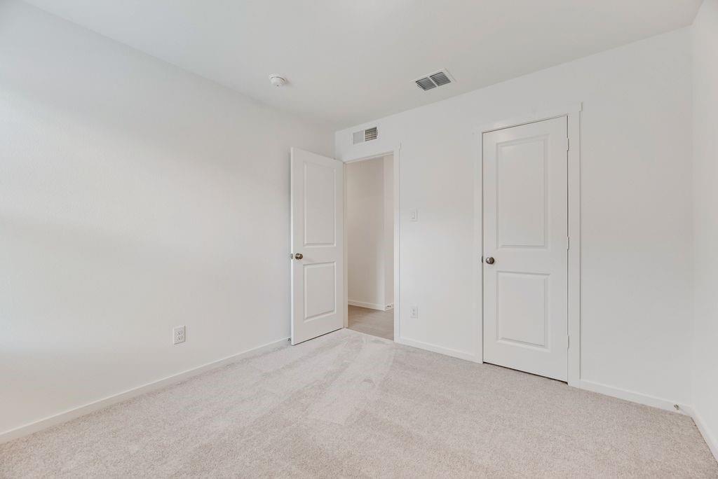 McKenzie Trails - Residential