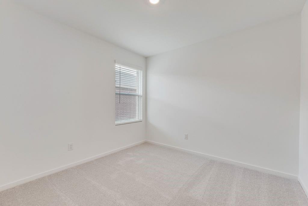 McKenzie Trails - Residential