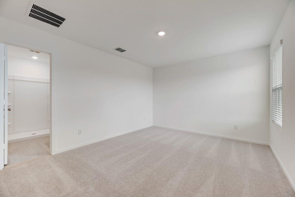 McKenzie Trails - Residential