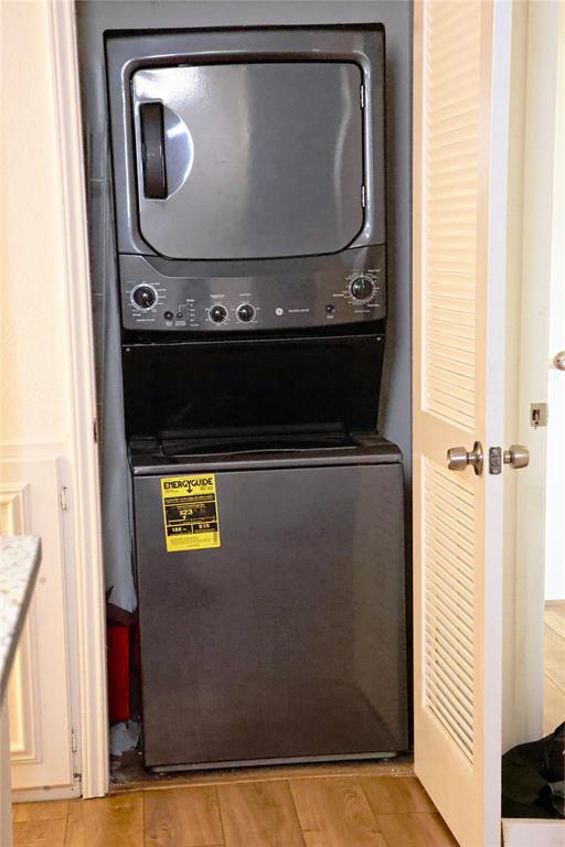 Cloisters Condo The - Residential Lease