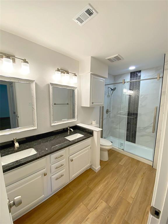 Cloisters Condo The - Residential Lease