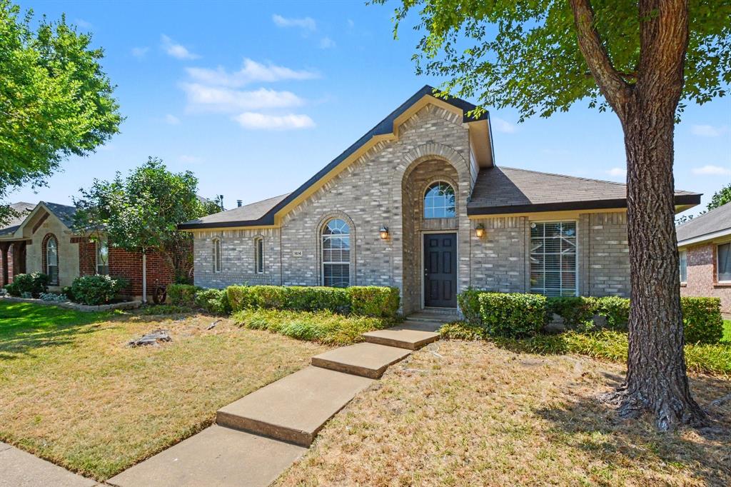 1614 Woodhaven Court