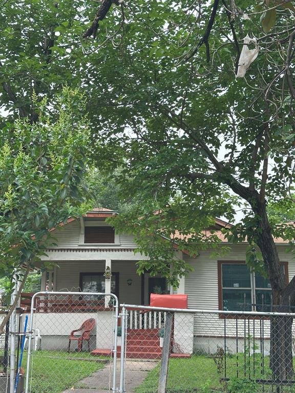 803 S Oak Cliff Boulevard