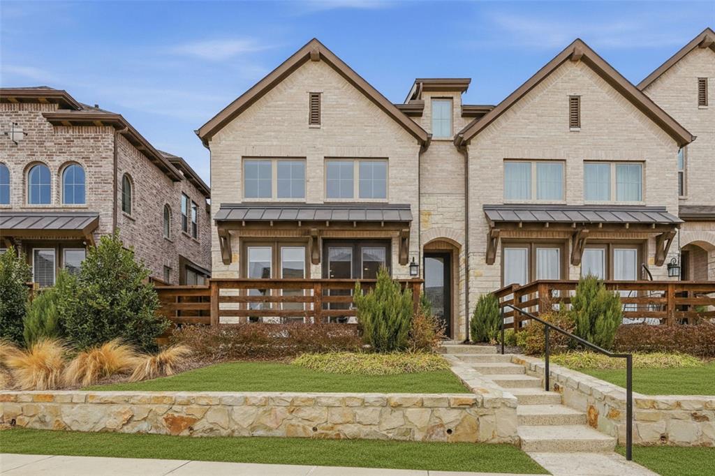 8029 Pine Island Way