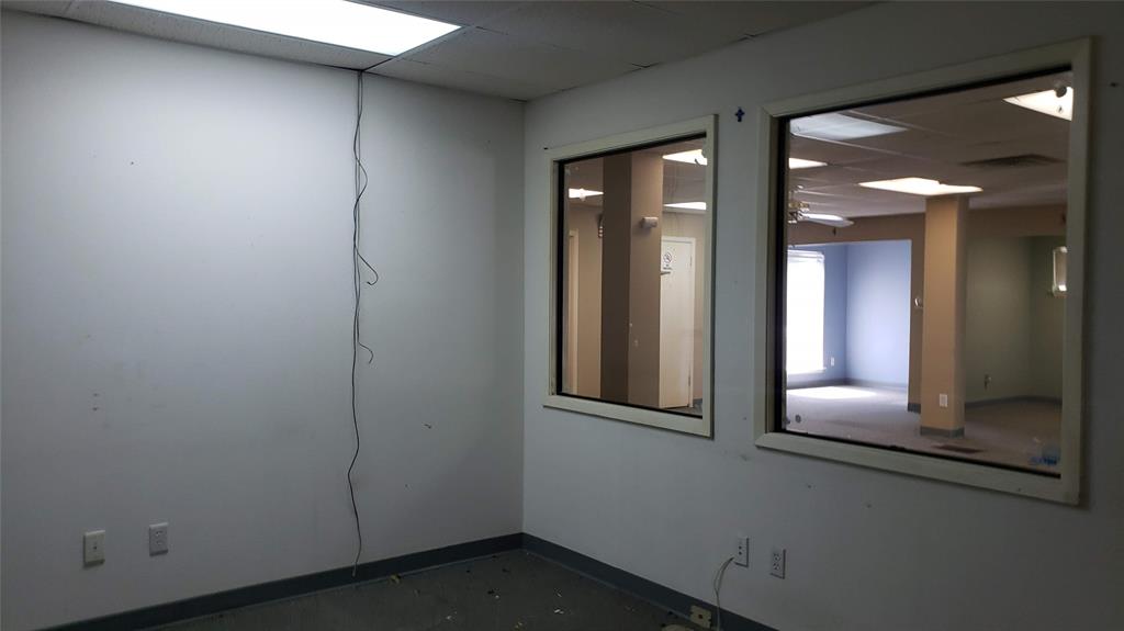 College - Commercial Sale