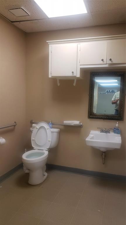 College - Commercial Sale