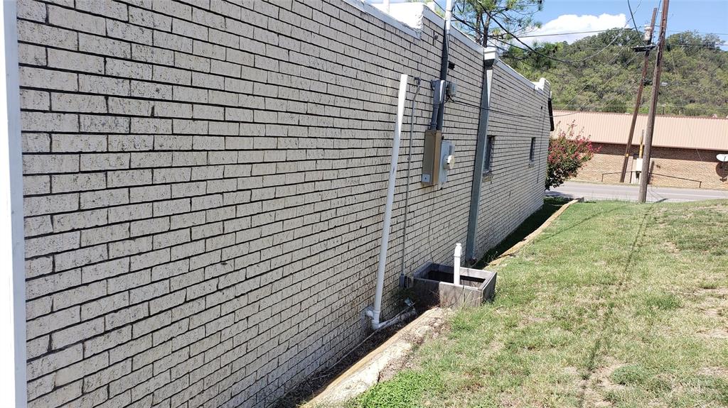 College - Commercial Sale