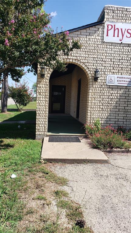 College - Commercial Sale