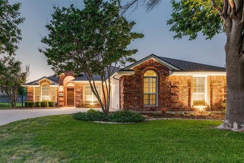 Single Family Residence in Frisco TX 15800 Appaloosa Drive.jpg