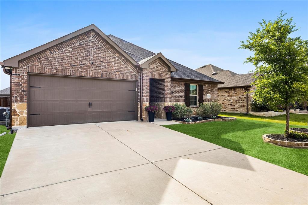 1003 Stage Coach Lane