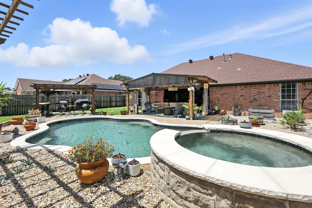 Thoroughbred Ridge - Residential