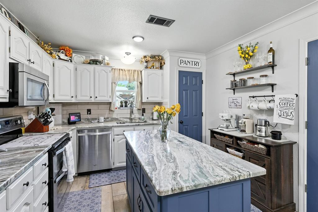 Thoroughbred Ridge - Residential