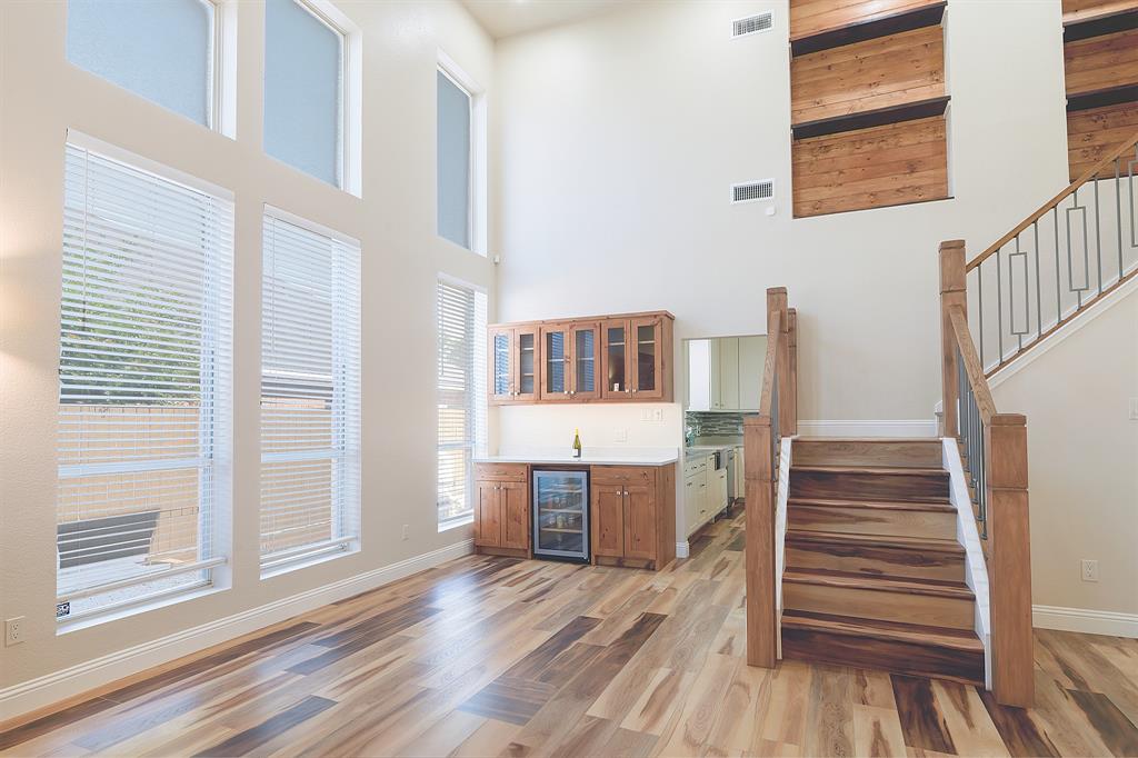 2309 Gatwick Court