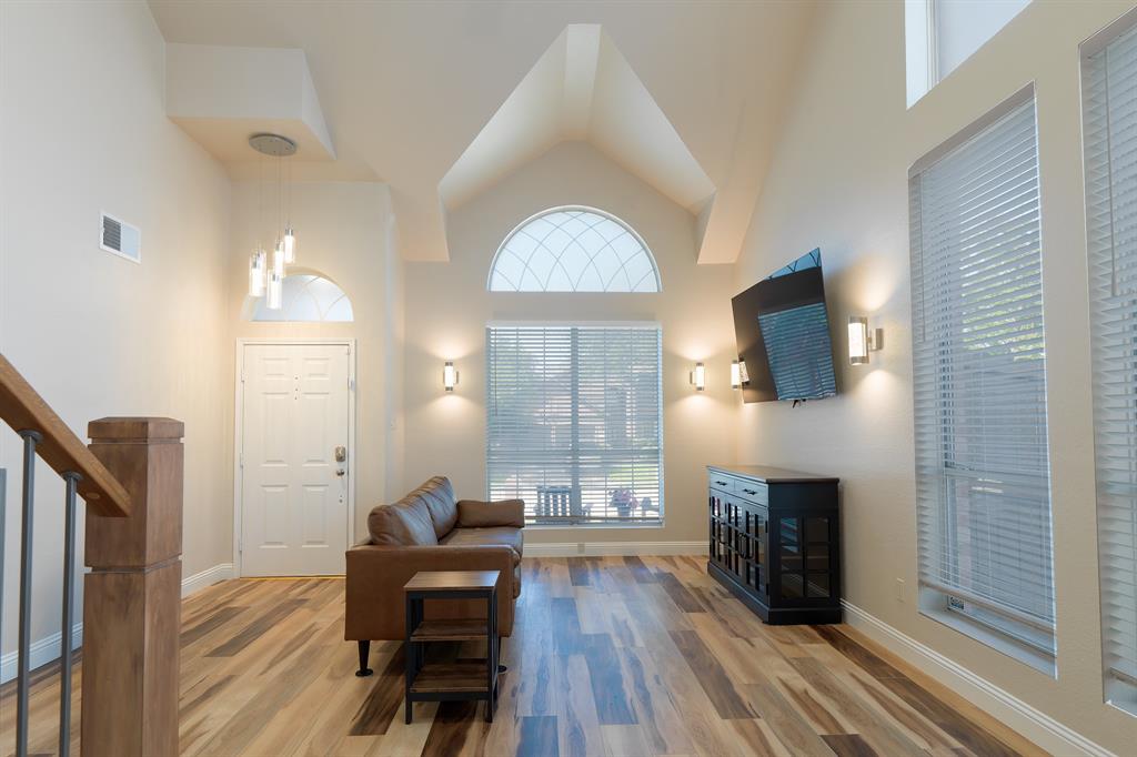 2309 Gatwick Court