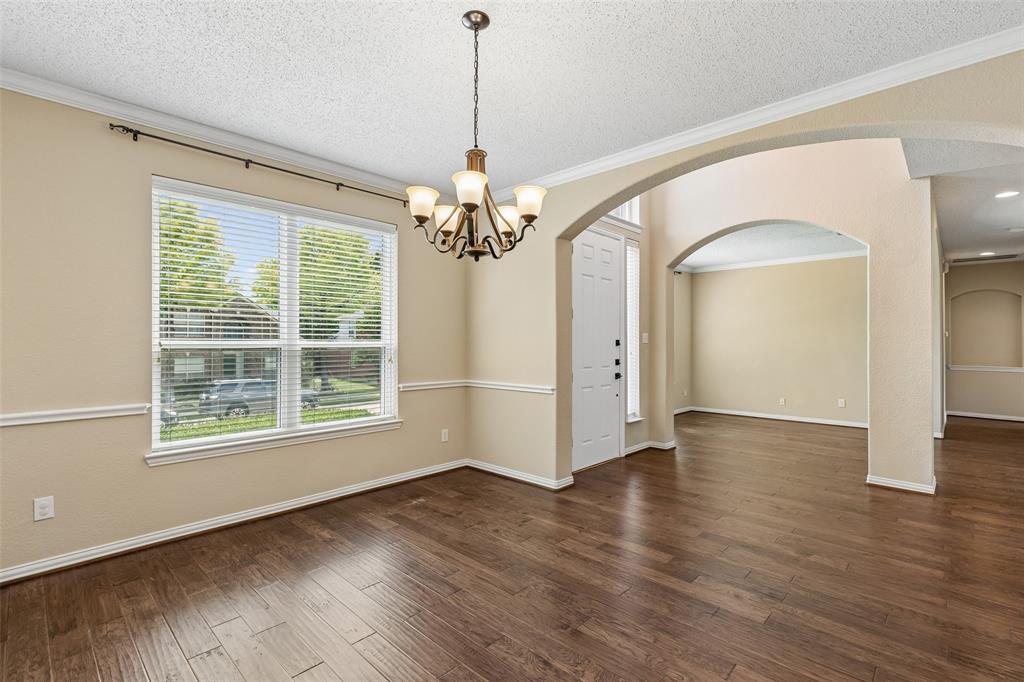1926 Edgehill Drive