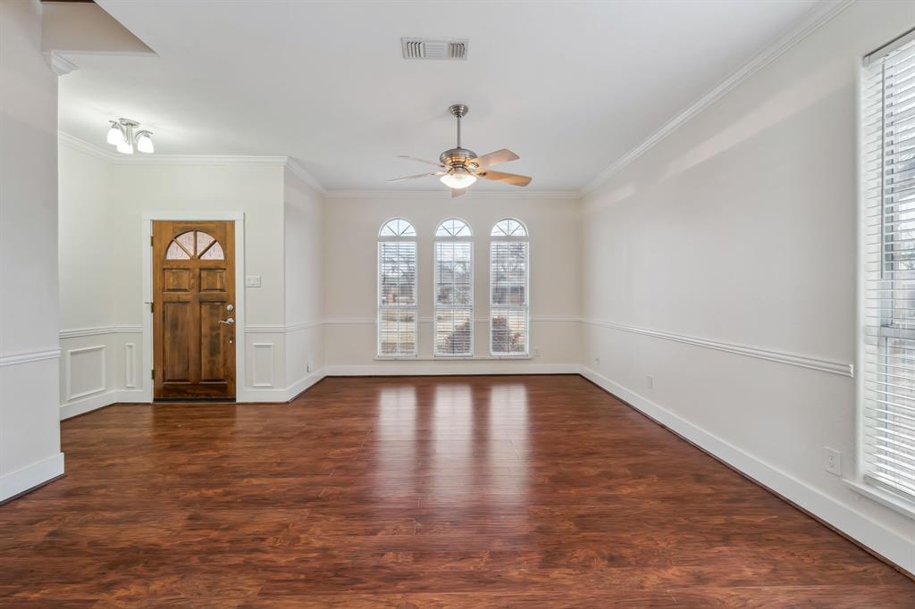 5001 Seminole Drive