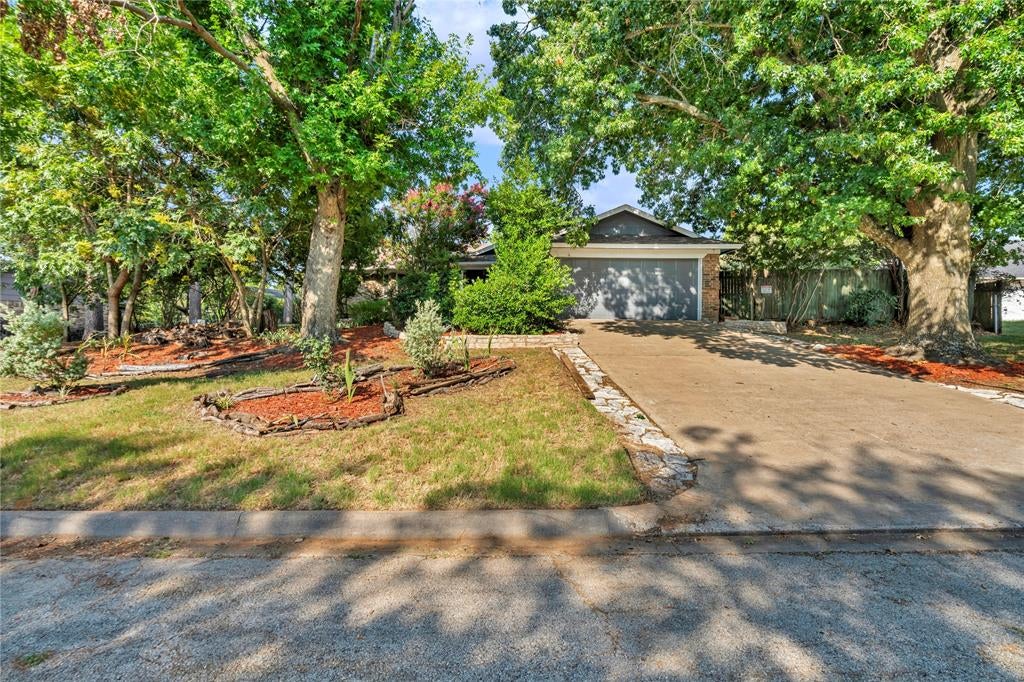 306 Woodlawn Drive