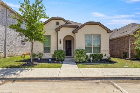 708 Village Green Drive Argyle TX 76226