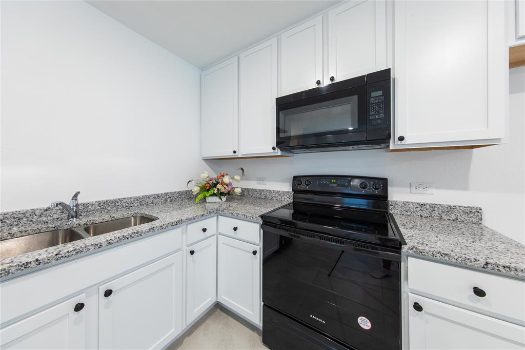 230 Sunflower Street