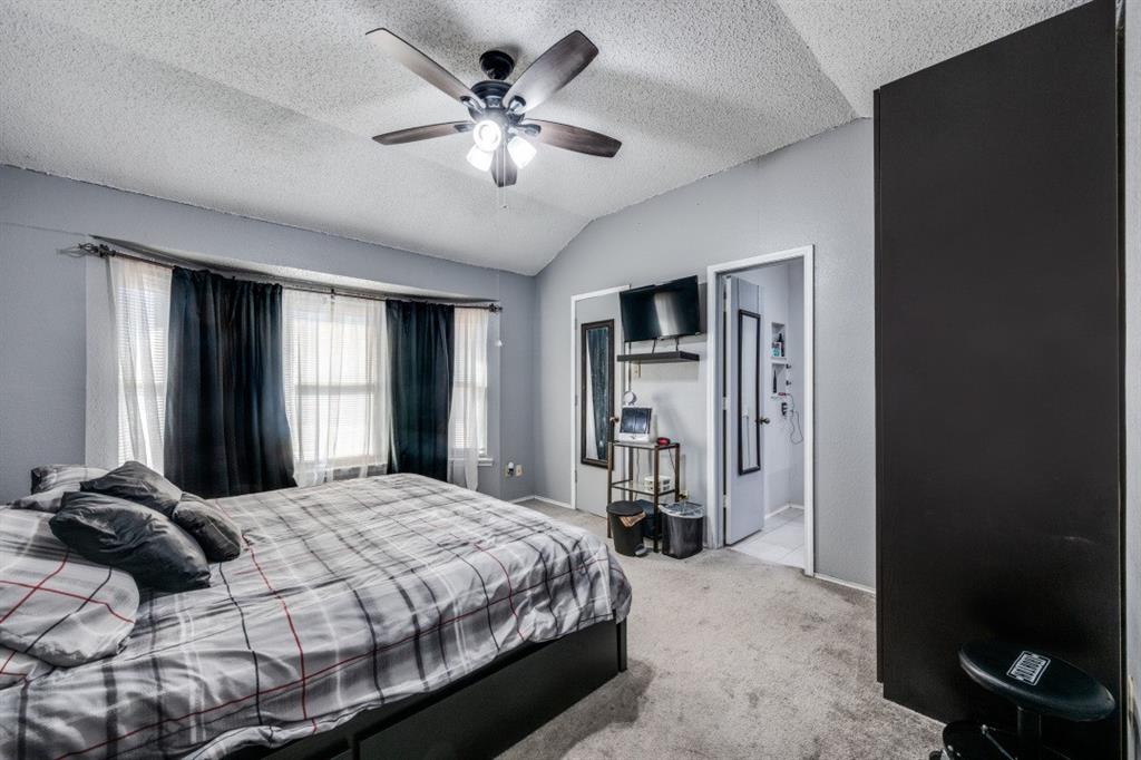 Oak Hollow Grand Prairie - Residential