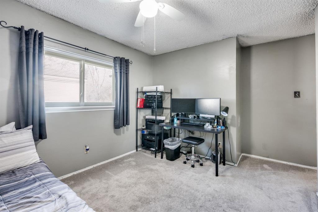 Oak Hollow Grand Prairie - Residential