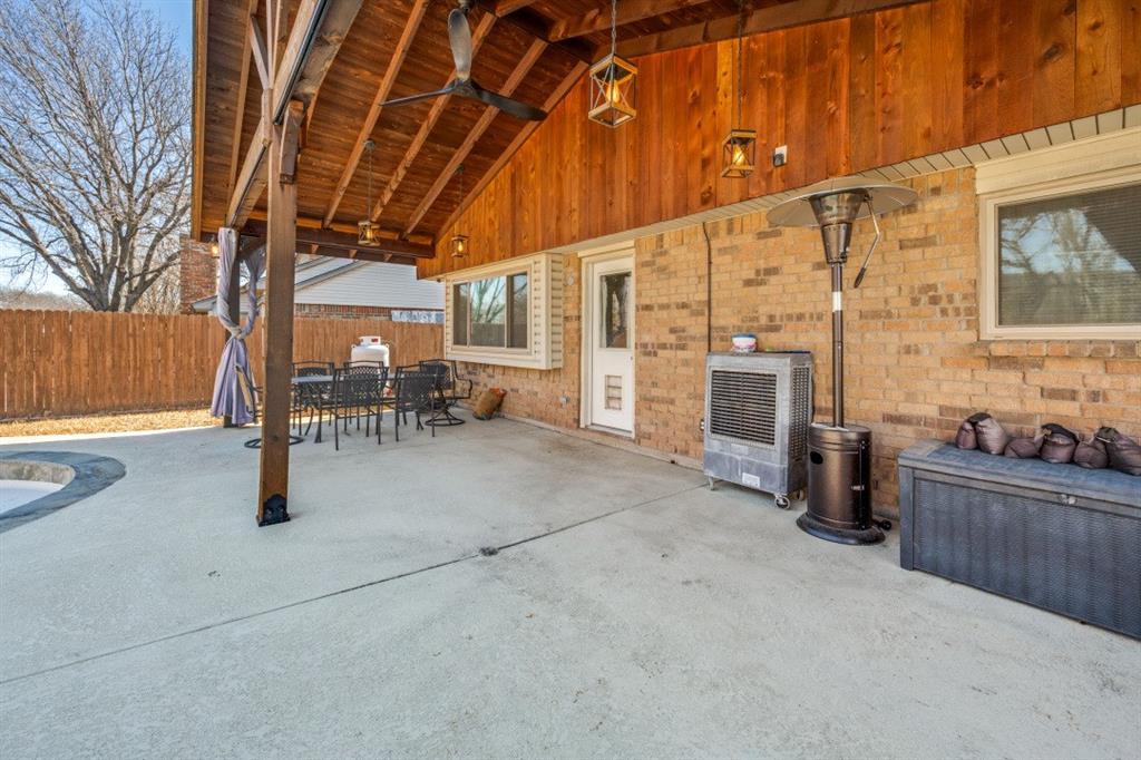 Oak Hollow Grand Prairie - Residential