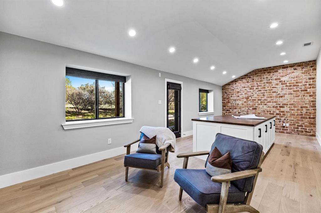 W Whorton - Residential