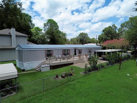 A home in Mabank