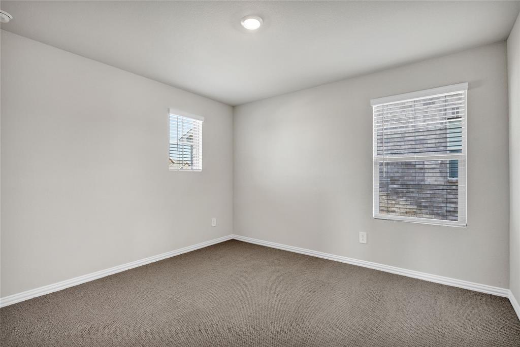 Simpsons Crossing - Residential Lease