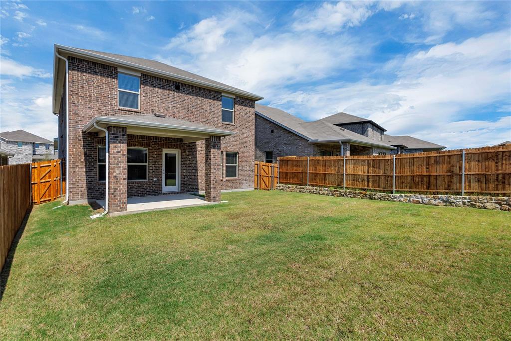 Simpsons Crossing - Residential Lease