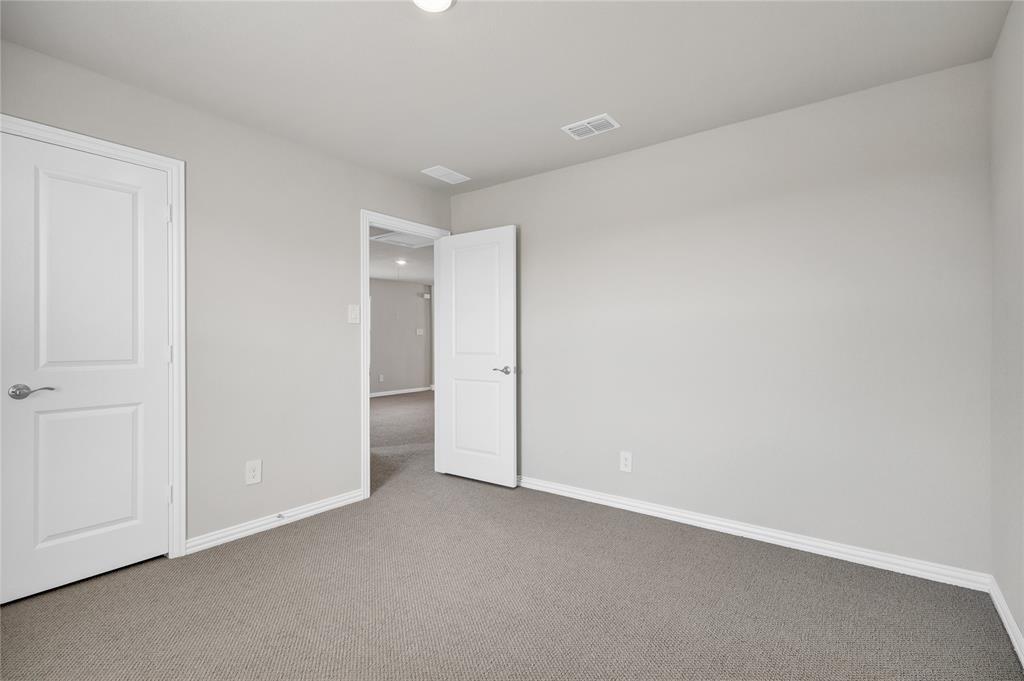 Simpsons Crossing - Residential Lease