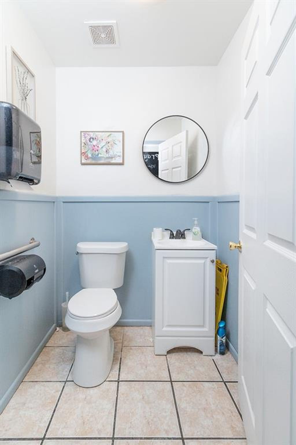 Photo of 2105 S Bridge Street, Brady, TX 76825 (MLS # 21268248)