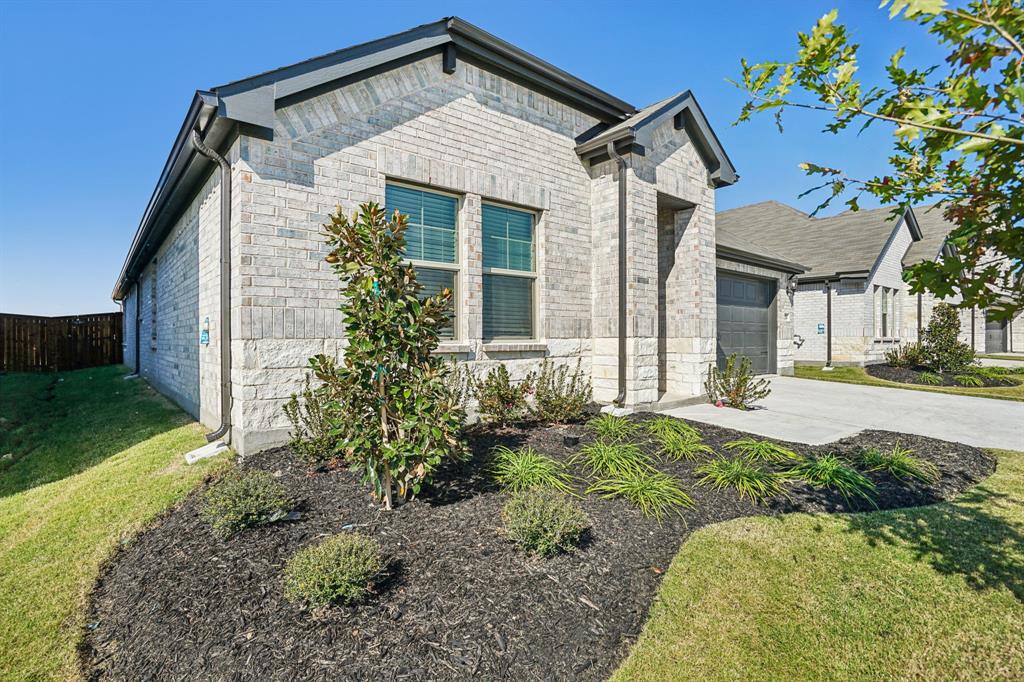 Lakehaven - Residential