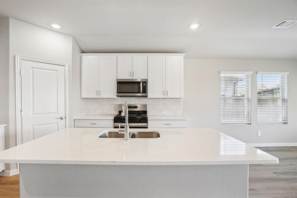 Lakehaven - Residential