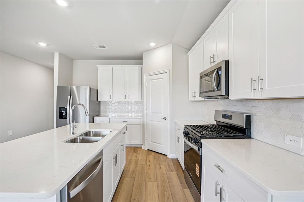 Lakehaven - Residential