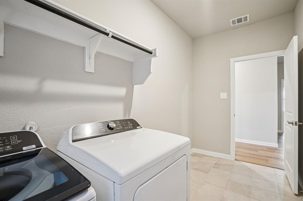 Lakehaven - Residential