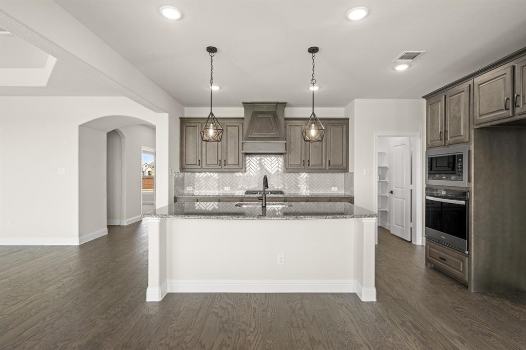 3438 Arbor Grove Trail