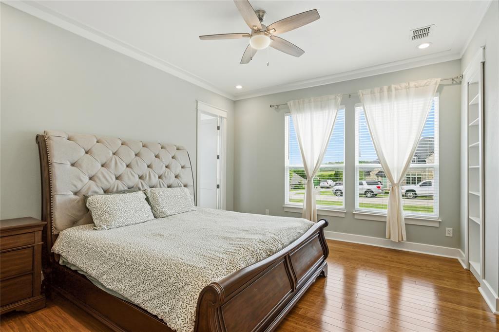 Bella Flora - Residential