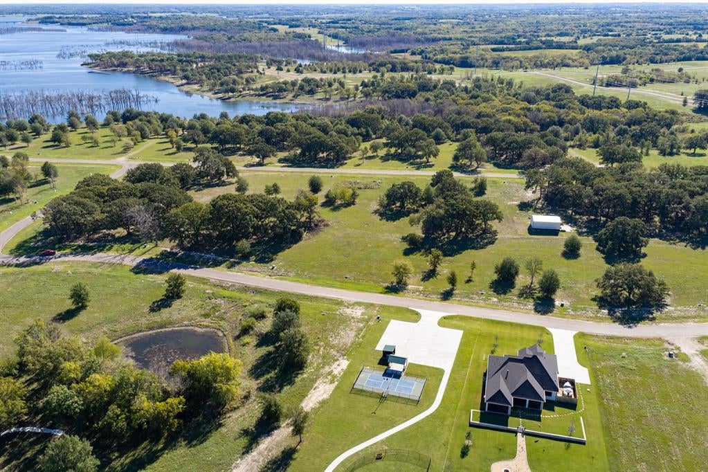 410 Shoreline Drive