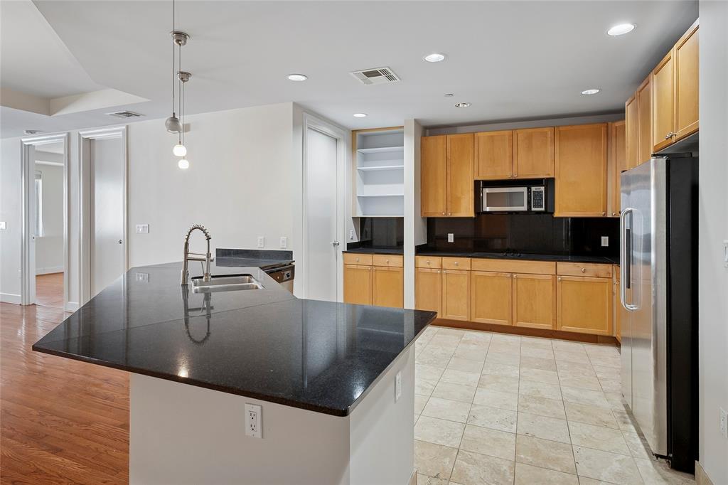 1505 Elm Street 603