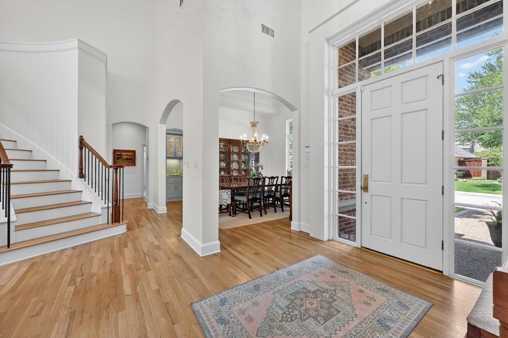 5132 Quail Lake Drive