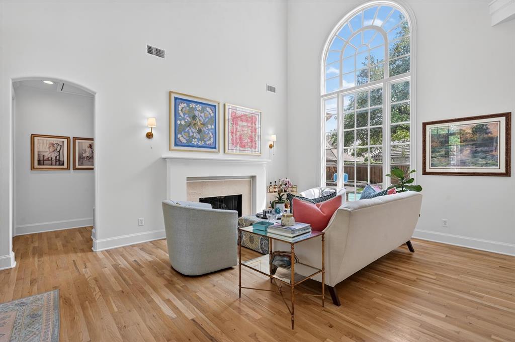 5132 Quail Lake Drive