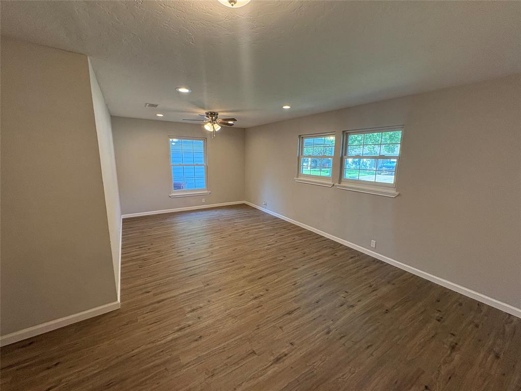 Bucks Raymond E 2nd Add - Residential