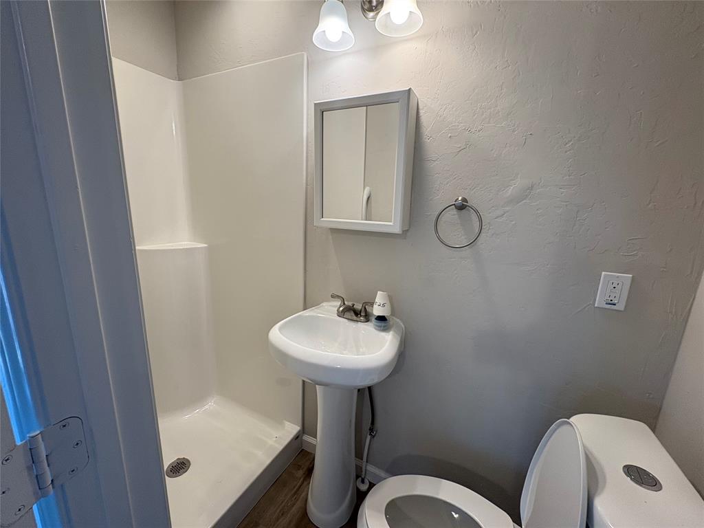 Bucks Raymond E 2nd Add - Residential