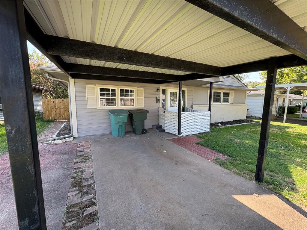 1409 N Highland Avenue