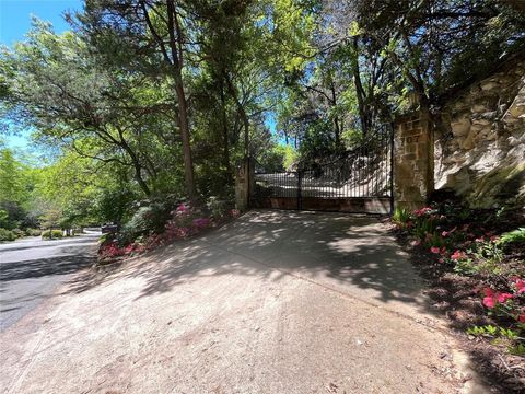 Tiny photo for 707 Oakhill Lane, Cedar Hill, TX 75104 (MLS # 20910417)