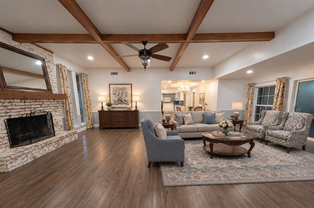 Photo of 2010 S Lakeshore Drive, Rockwall, TX 75087 (MLS # 21381115)