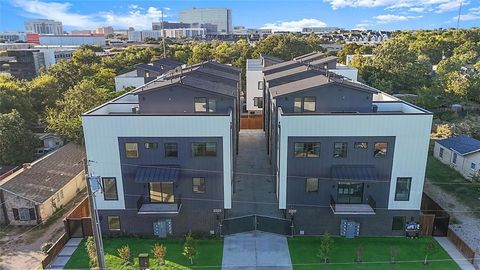 2203 Hondo Avenue 105 Dallas TX 75219